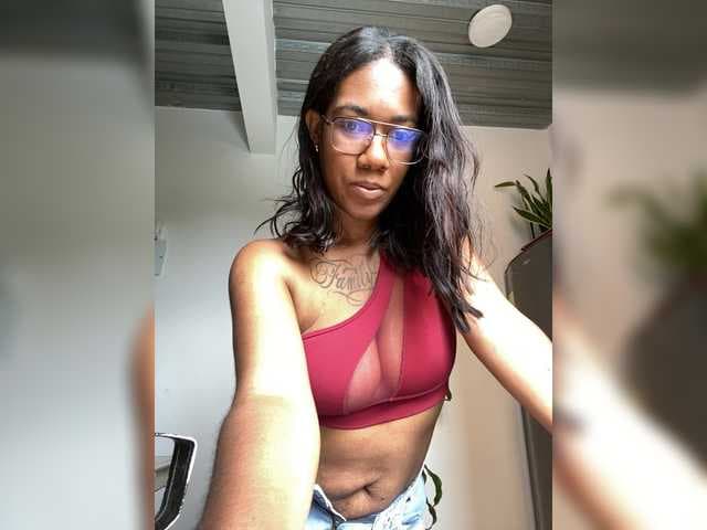 ReginaCorleone live cam