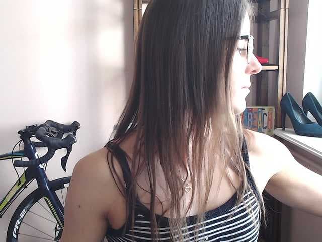 MegiKiss live cam