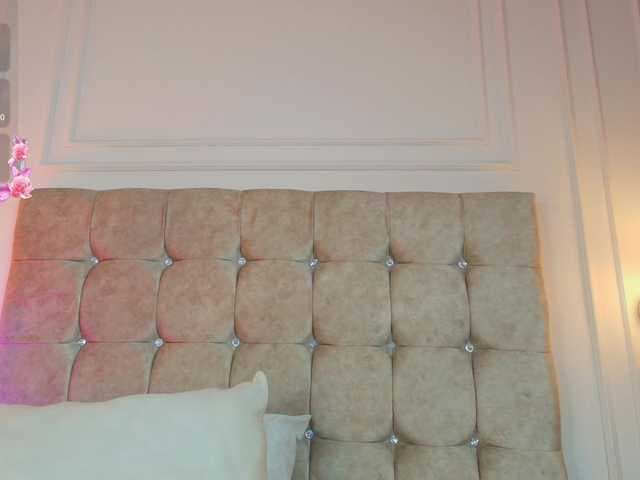 JasmineRoss live cam
