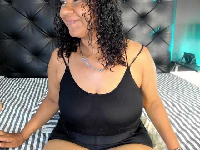 kim-marquez live cam