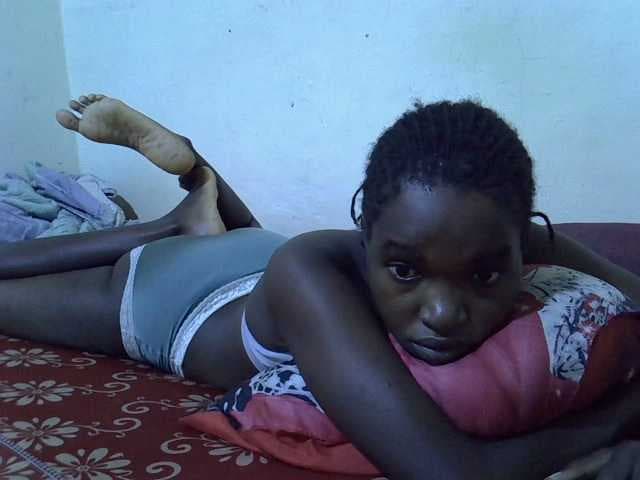 princess-scovia live cam