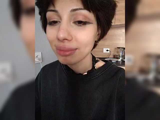 Tinablackkk live cam
