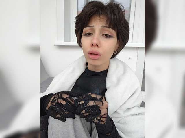 Tinablackkk live cam