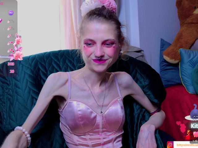 KittyRaine live cam
