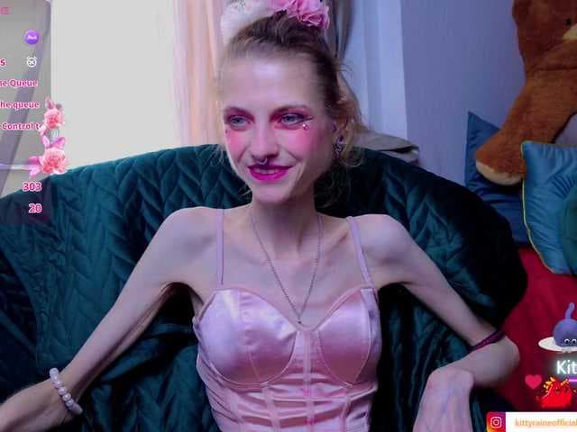 KittyRaine live cam
