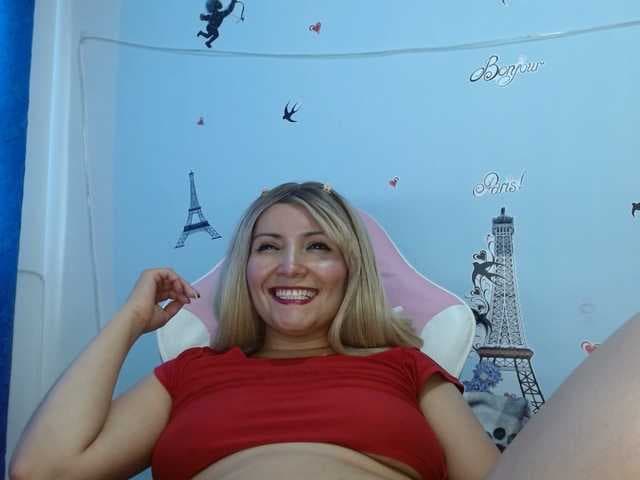 nanis-milf live cam