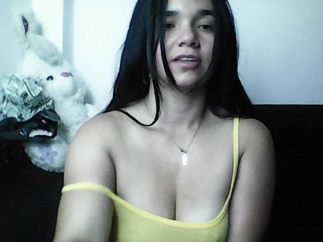 XiomaraSmith4 live cam