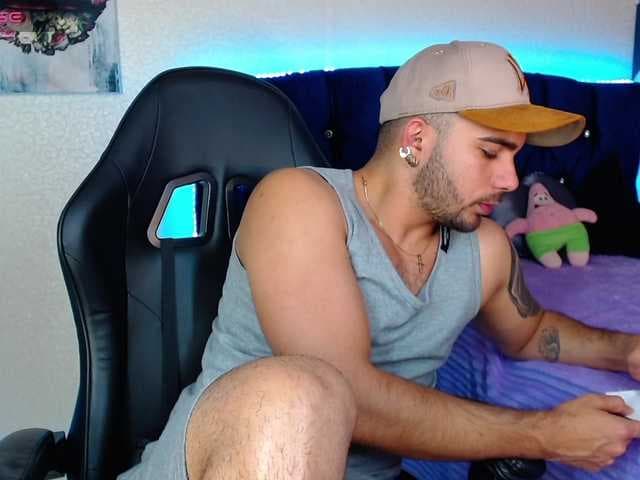 hairyboyx live cam