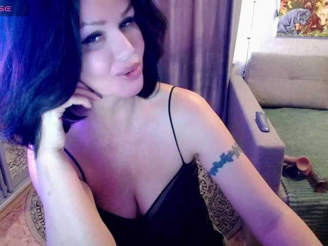 EVA1172a live cam
