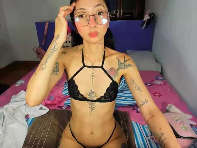 Anaisl_ux live cam