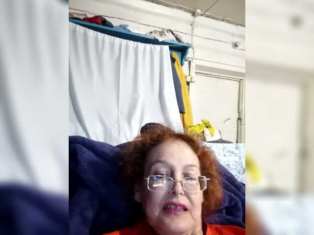 Madam-oss live cam