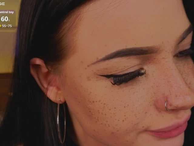 LisaaLiss live cam on BongaCams