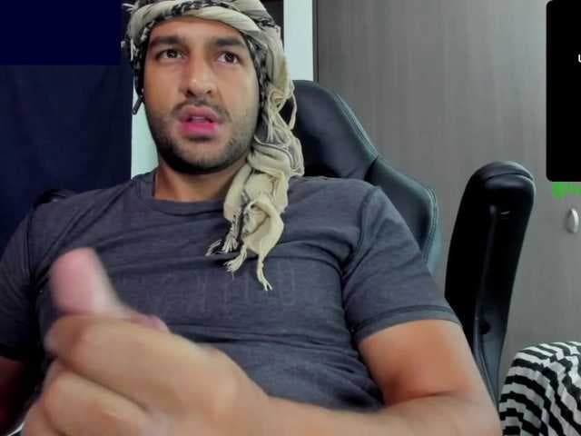 Handsoman11 live cam