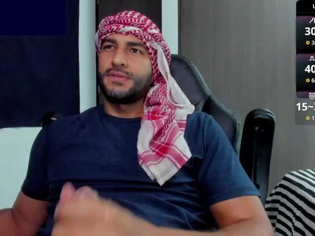 Handsoman11 live cam