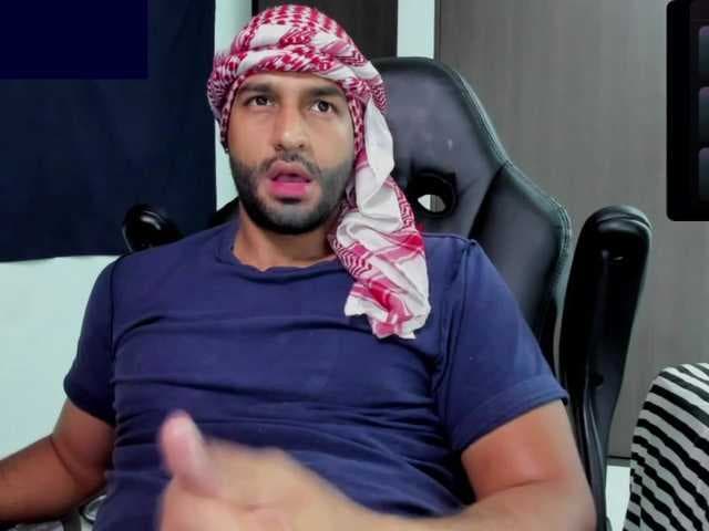 Handsoman11 live cam