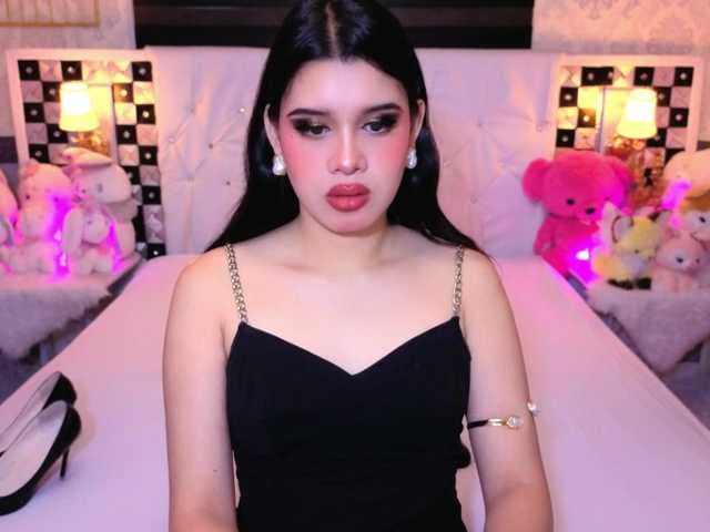 PhoebePresley live cam
