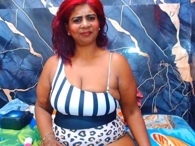 indianerotica69 live cam