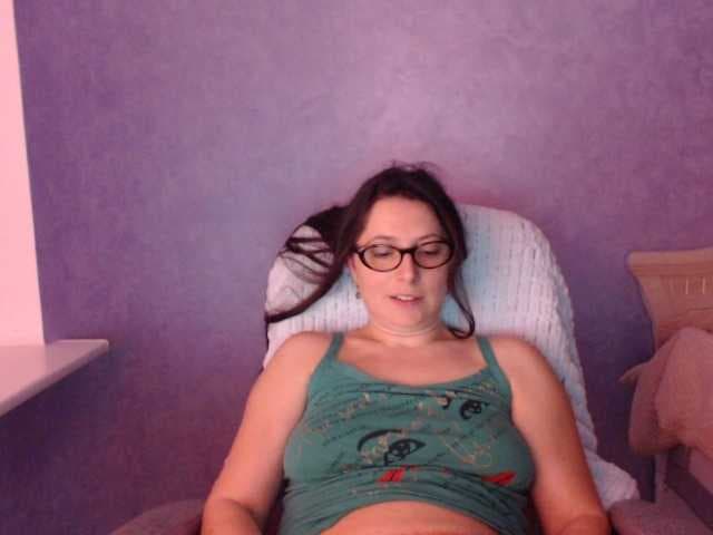 AmandaFresh24 live cam