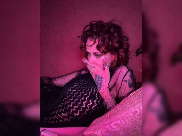 Haermit live cam on BongaCams