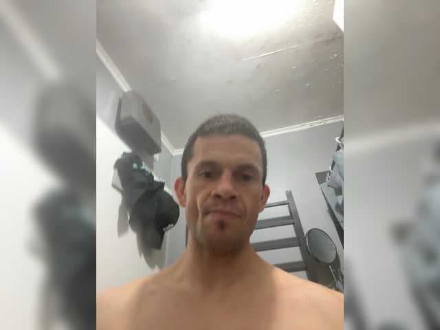 Sexyhotboy-1 live cam