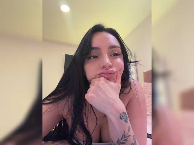 AprilRosse live cam