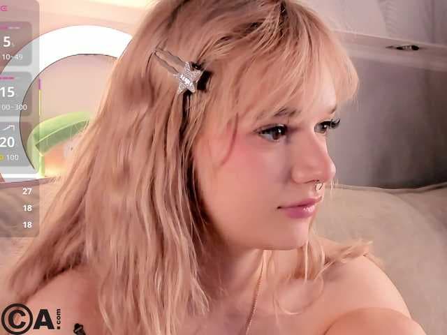 Molly-Platt live cam