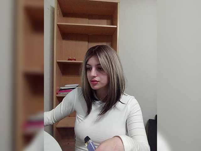 Rshsujdensay live cam