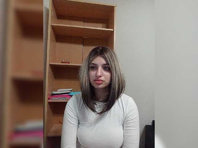 Rshsujdensay live cam