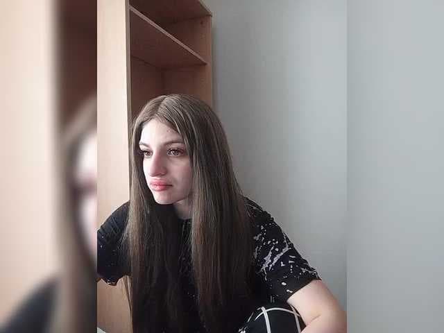 Rshsujdensay live cam