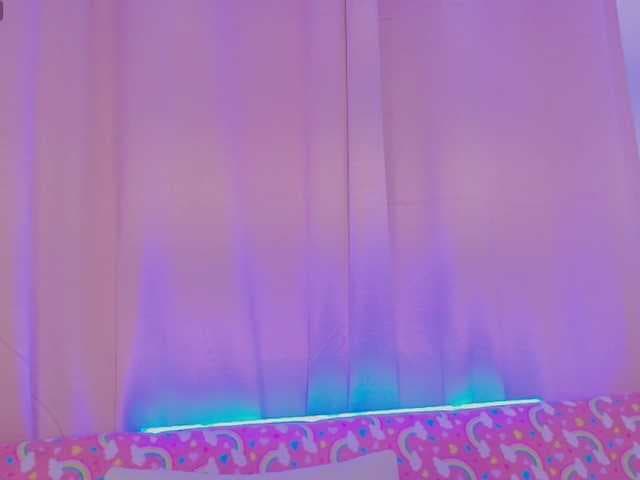 Daphnewa5808 live cam