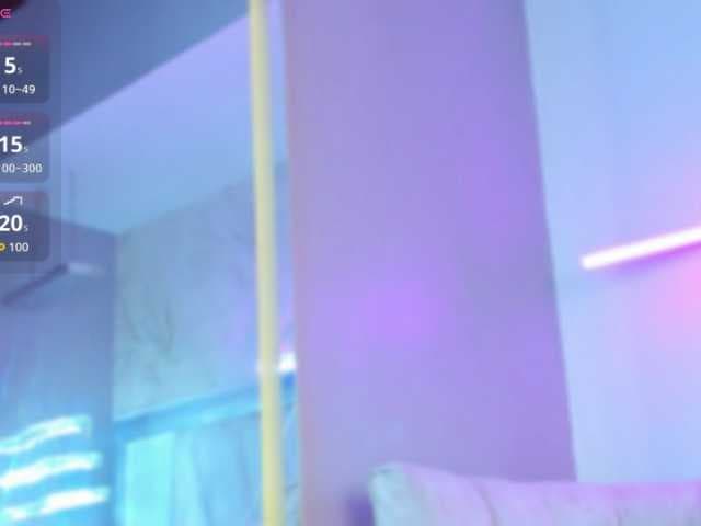 TommyLovee live cam