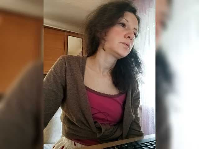 Viviennn live cam