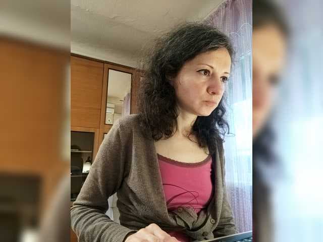 Viviennn live cam