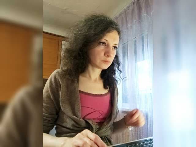 Viviennn live cam