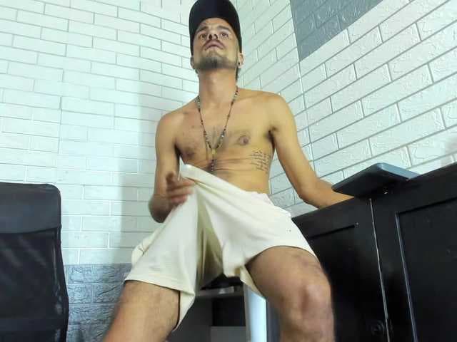 GeorgeZarrateR live cam