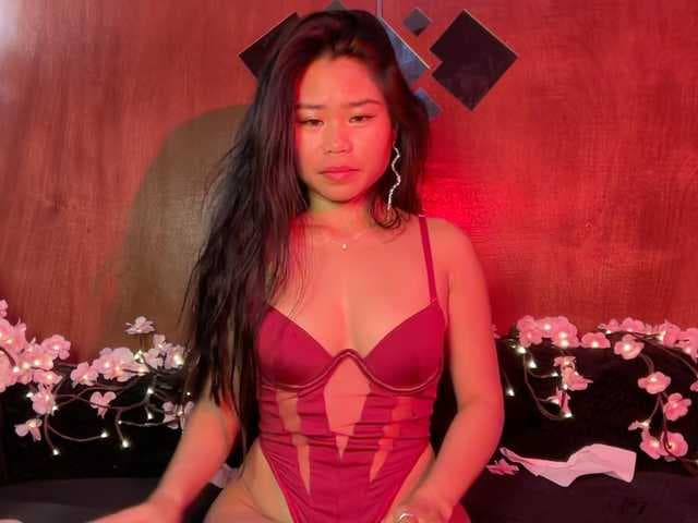 LilyJelly live cam