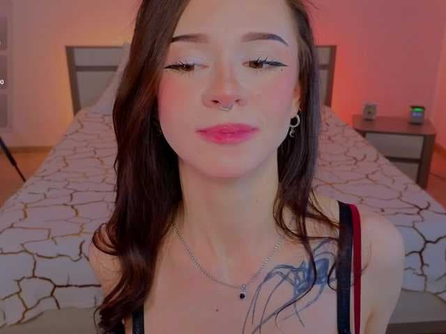 Adetta live cam