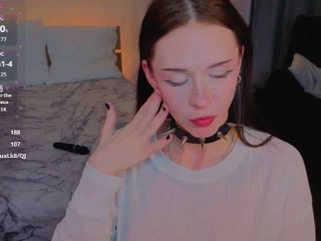 Adetta live cam