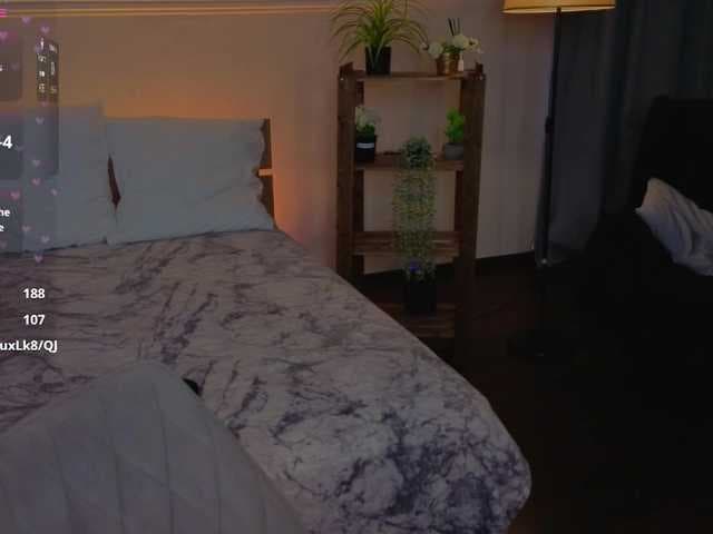 Adetta live cam