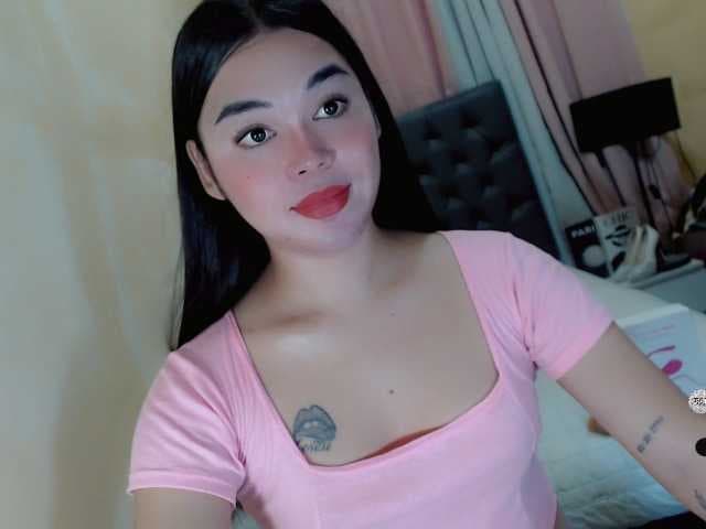 TastefullyYoursxx live cam