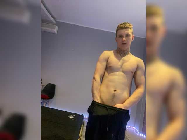 Djonic01 live cam
