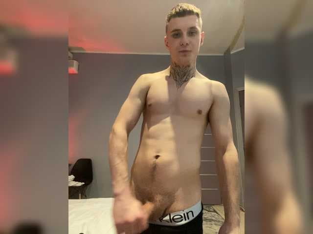 Djonic01 live cam