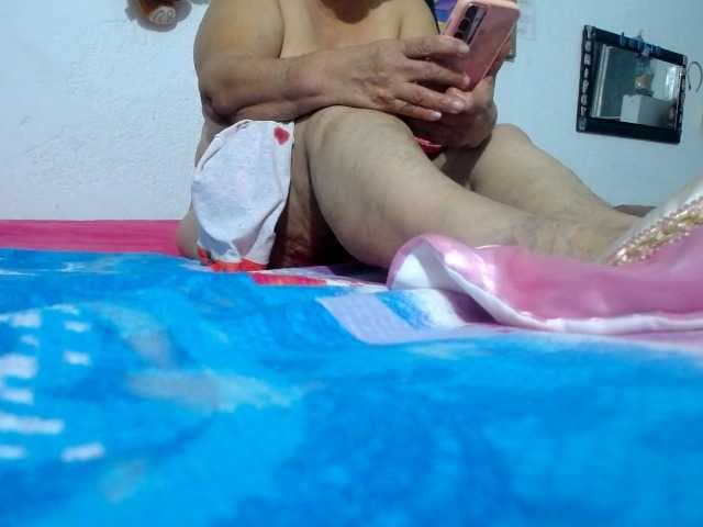 maturehornykinky live cam