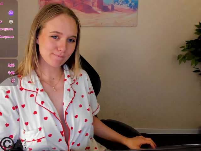 Casey-Sweeet live cam