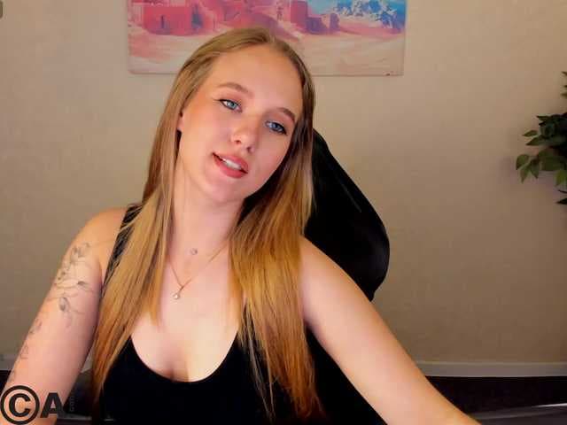 Casey-Sweeet live cam