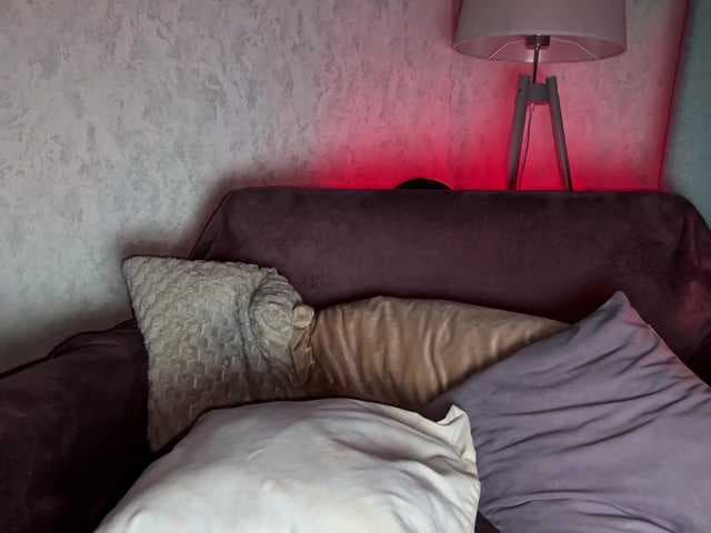 PinkFoxya live cam