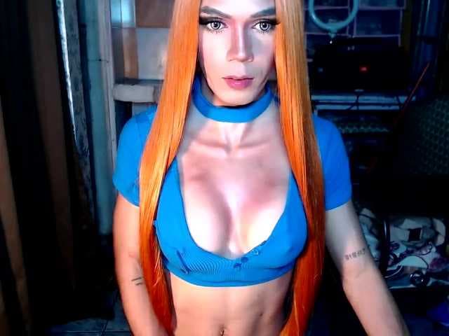 AhnaControlsYou live cam