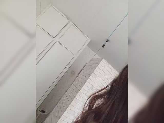 Kissa-is-klassa-a live cam