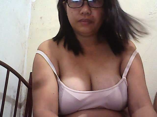 Chatty22 live cam