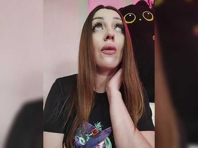 SexyKitty75-1 live cam on BongaCams